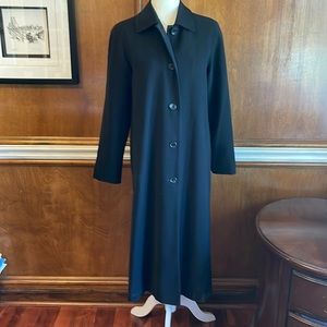Coat size 4 petite by Gallery Petite-polyester fully lined 2 pockets back slit